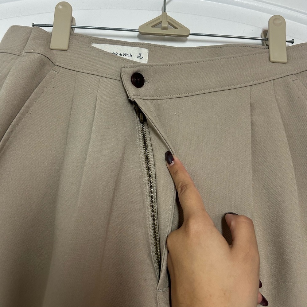 Abercrombie & Fitch Pleated Relaxed Trouser Pants Size S preppy chic preppy 90s - Picture 10 of 12